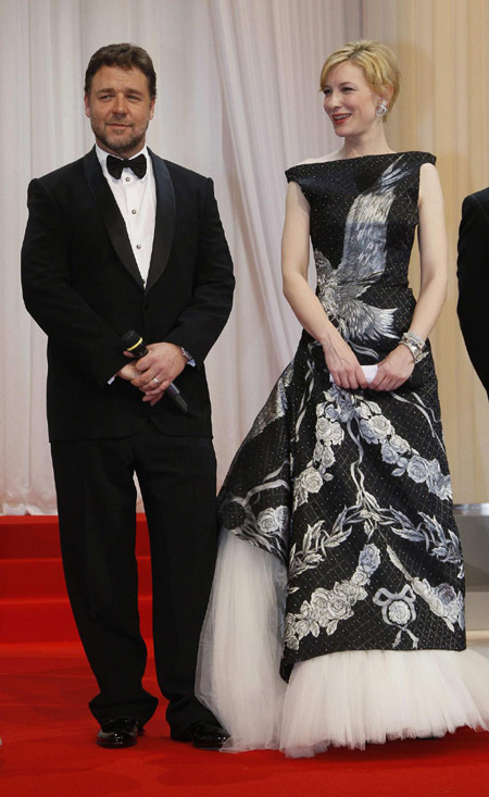 Stars arrive for opening ceremony of 63rd Cannes Film Festival (update)