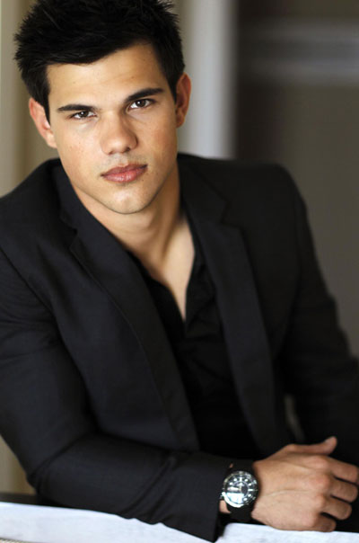 Taylor Lautner poses for a portrait in Los Angeles
