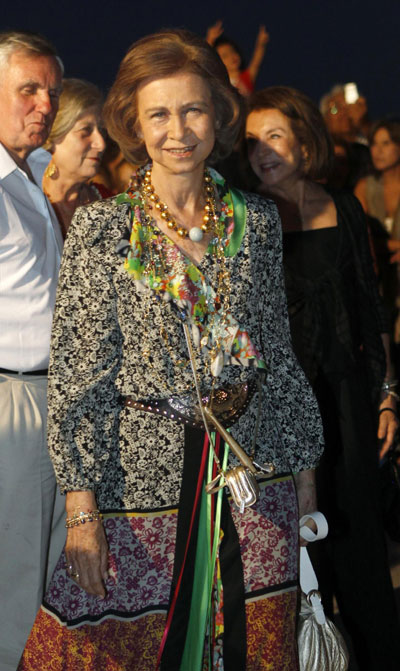 Royal families arrive for wedding of Prince Nikolaos