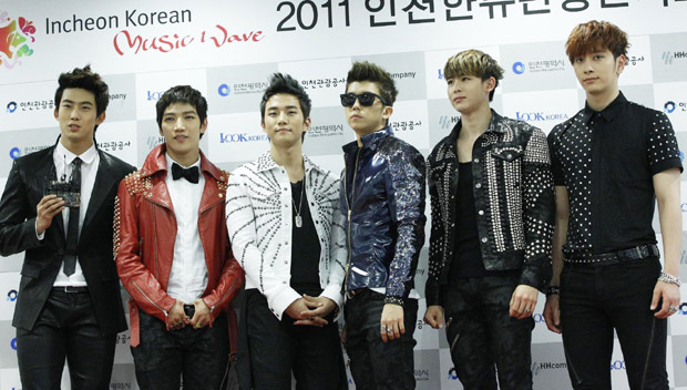 K-pop musicians attend joint concert to expand 'the Korean wave'