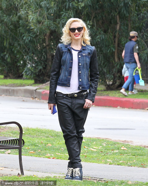 Star Tracks in February