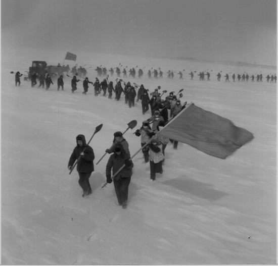 100 photographers' focus on China - Economy