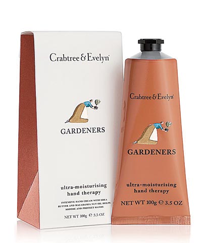 Beauty, from hand-to-mouth