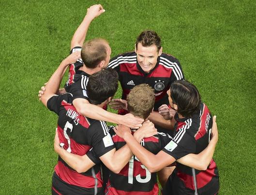 勒夫：保持謙卑 不要吹捧