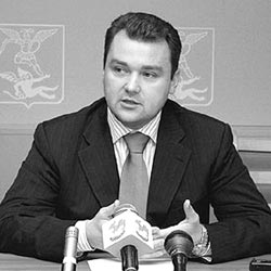 俄羅斯“精神病”市長宣布競選下任總統