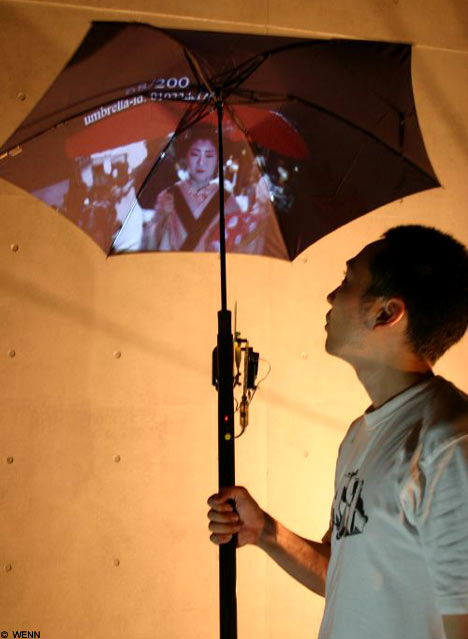 日本研制可上網雨傘
