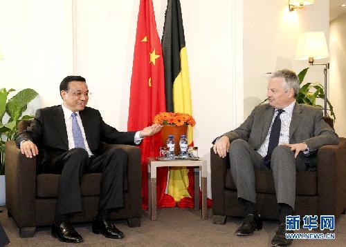 李克強(qiáng)會(huì)見(jiàn)比利時(shí)副首相兼外交大臣雷恩代爾