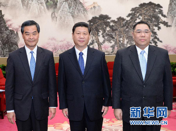 習近平會見梁振英、崔世安