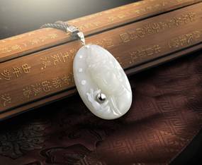 引領(lǐng)金玉潮流 玉恒星攜新品亮相成都珠寶展