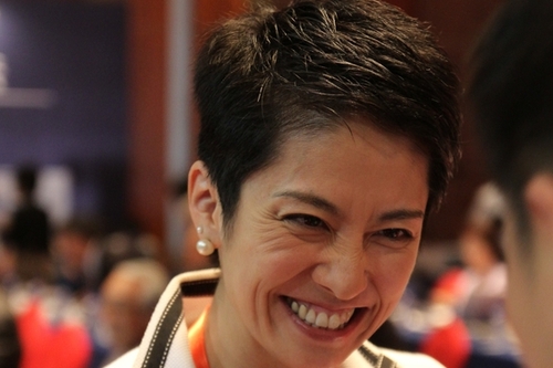 美女議員的多樣表情（組圖）