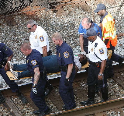 華盛頓地鐵列車相撞 已致9死70余傷