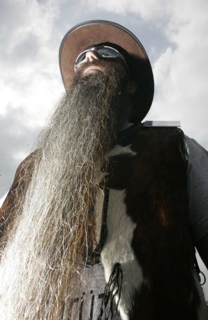 圖文：各國“美髯公”亮相世界胡須錦標賽