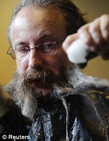 圖文：各國“美髯公”亮相世界胡須錦標賽