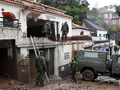 葡萄牙馬德拉島遭強暴風(fēng)雨襲擊38人死亡