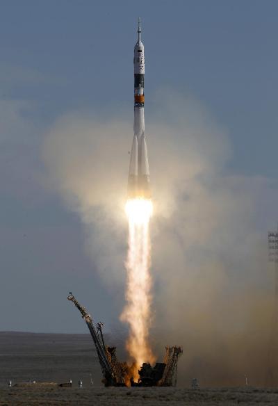 俄宇宙飛船順利發射 搭載3名宇航員去空間站