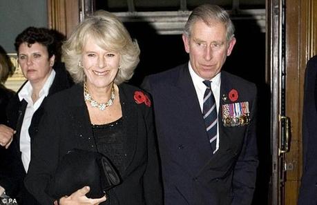 查爾斯首次公開支持卡米拉封后 大多數英國民眾反對