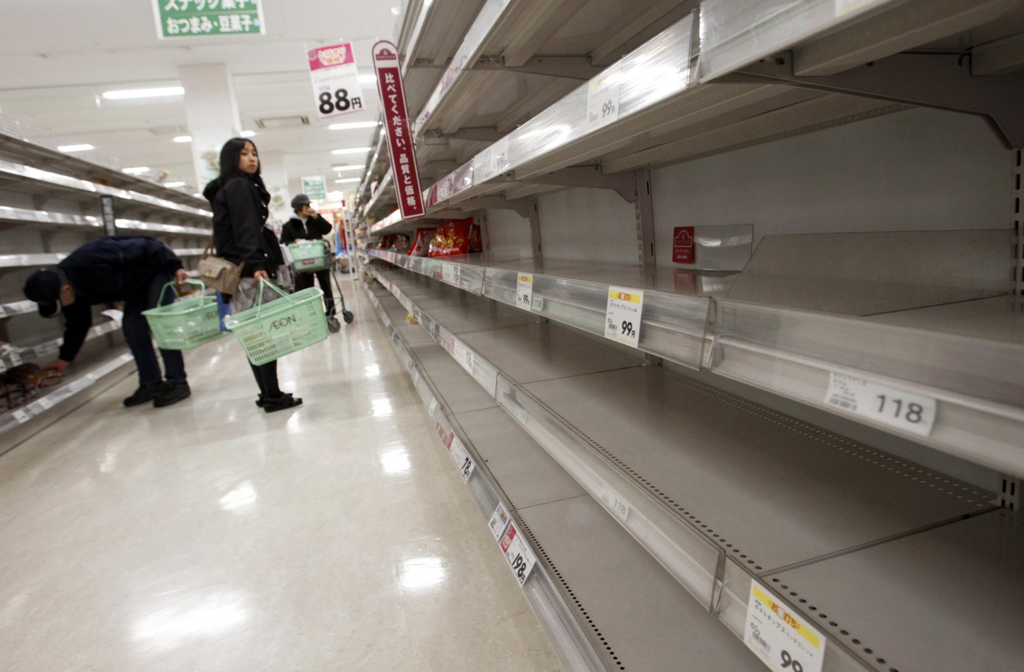 日本仙臺重災區降大雪 生活必需品供應緊張（圖集）