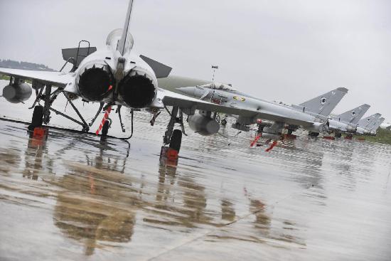 組圖：利比亞首都再遭西方國家戰機襲擊