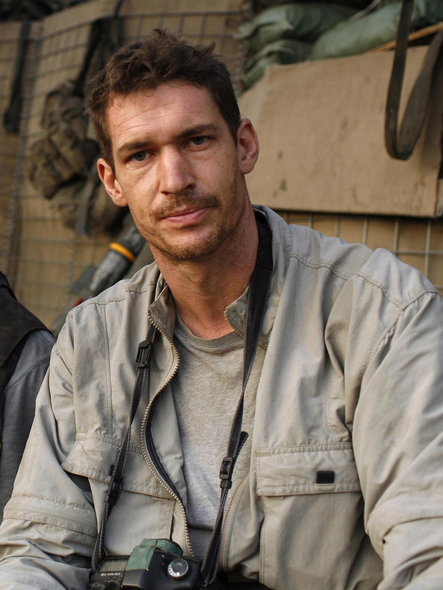 英美欲繼續(xù)對卡扎菲施壓 意擬派軍事顧問訓(xùn)練利反對派