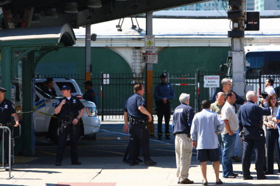 美國接連發生公共交通事故 民眾懷疑遭受恐怖襲擊