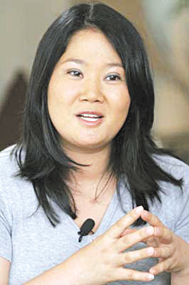 藤森之女誓與父親劃清界限?競選總統(tǒng)邀前紐約市長助陣