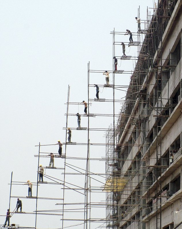 腳手架鋪就黃泉路？印度建筑名城施工方式落后要人命