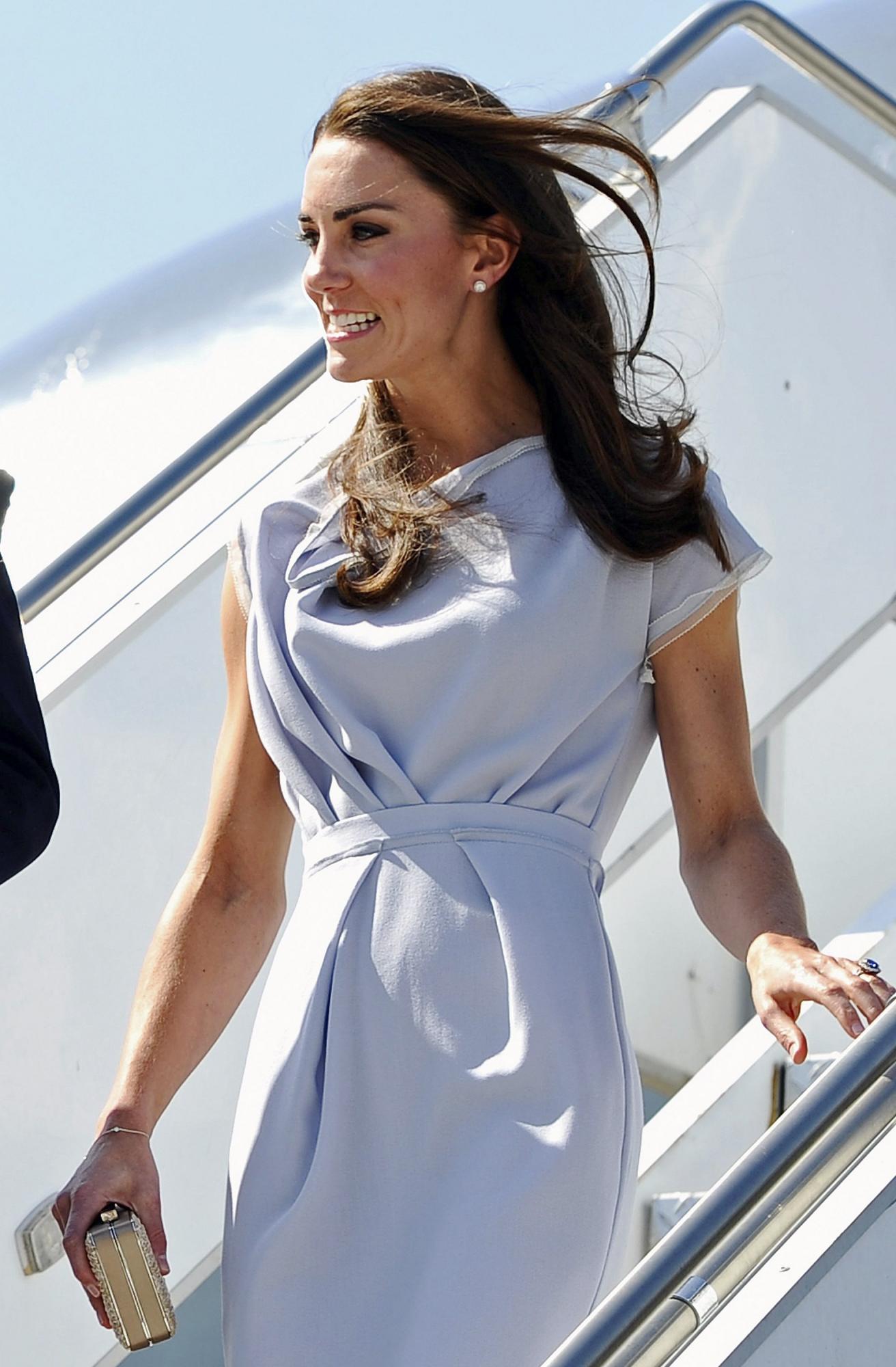 威廉王子夫婦抵達洛杉磯 開始婚后第二個異國之旅