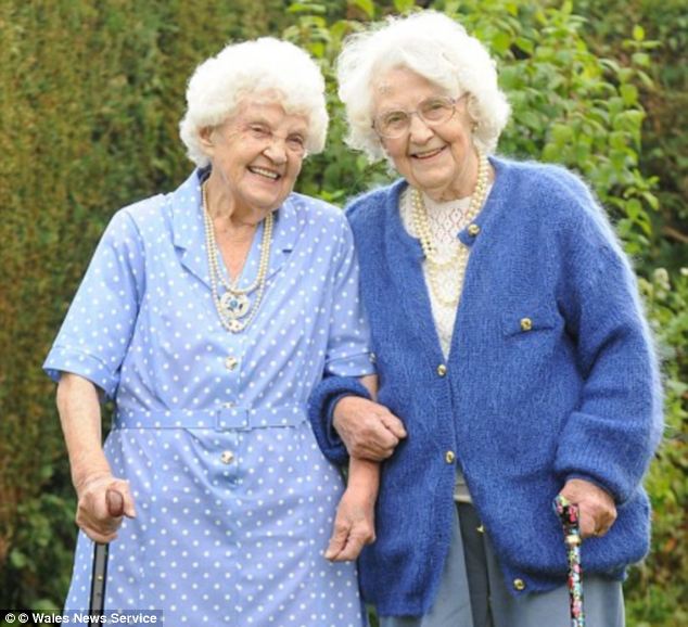 世界第二長壽雙胞胎將迎百歲生日 優質基因和健康生活是長壽秘訣