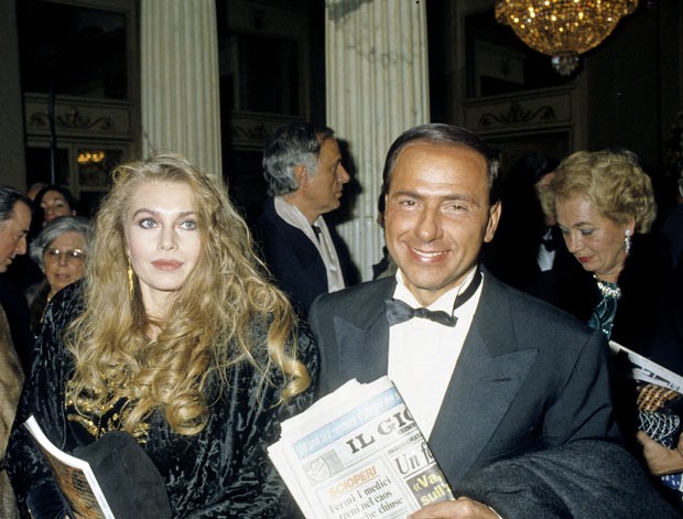 圖說貝盧斯科尼多彩人生