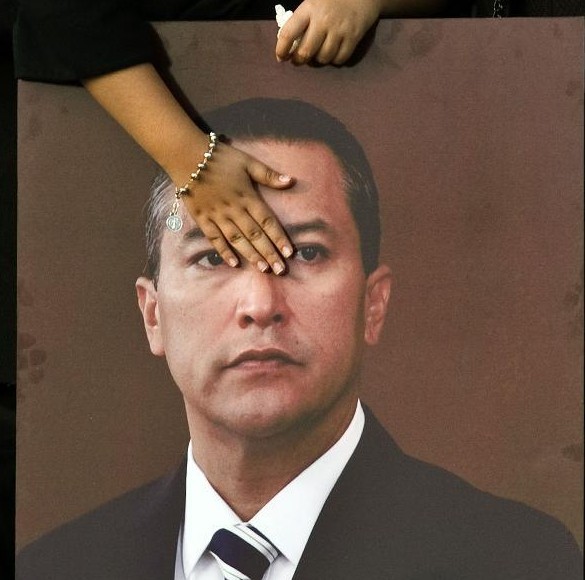 墨西哥內(nèi)政部長墜機(jī)身亡 未爆炸起火或與濃霧有關(guān)