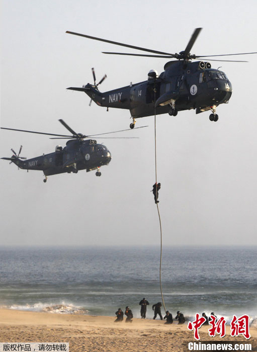 高清：全程直擊“和平－13”多國海上聯合軍演