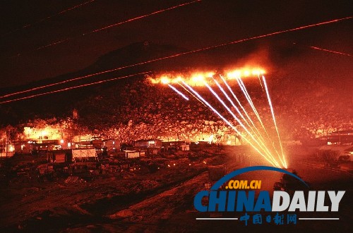 攝影師披露罕見越戰老照片 美軍全面出擊火光沖天