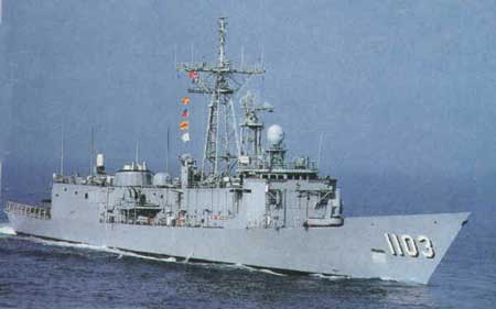 臺(tái)灣戰(zhàn)艦出師不利 在帕勞群島觸礁拋錨