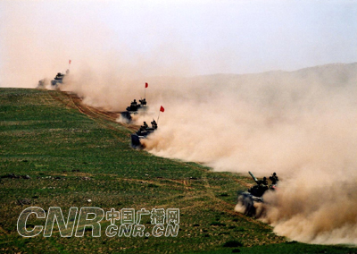 北京軍區舉行“北劍-0607(S)”對抗演習