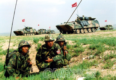 北京軍區舉行“北劍-0607(S)”對抗演習