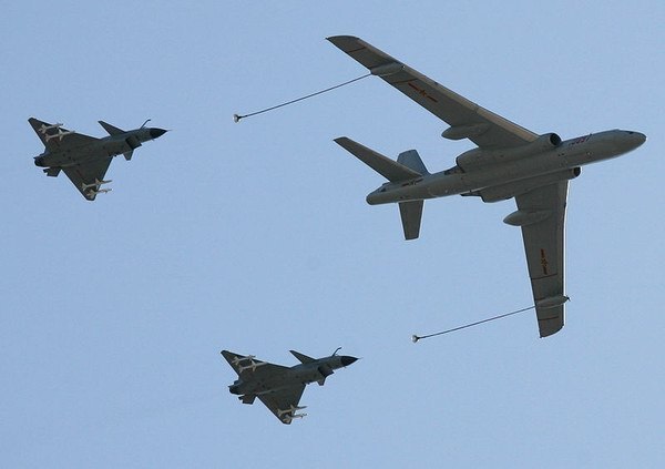 中國空軍現(xiàn)役機(jī)型圖集