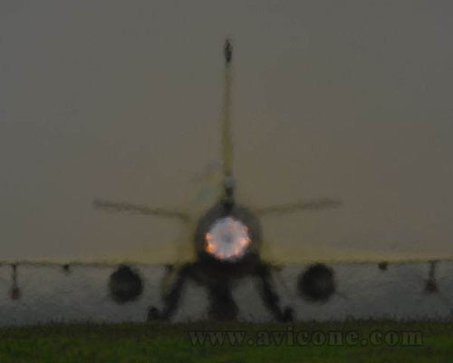 殲10戰機首次試飛的部分歷史照片對外公開