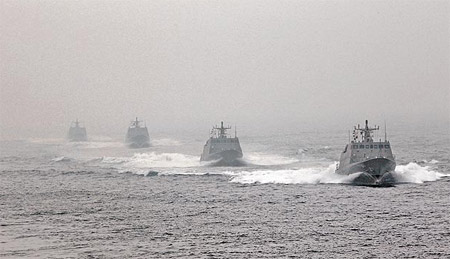 臺海軍"光華6號"導彈快艇首亮相 可遠海出擊