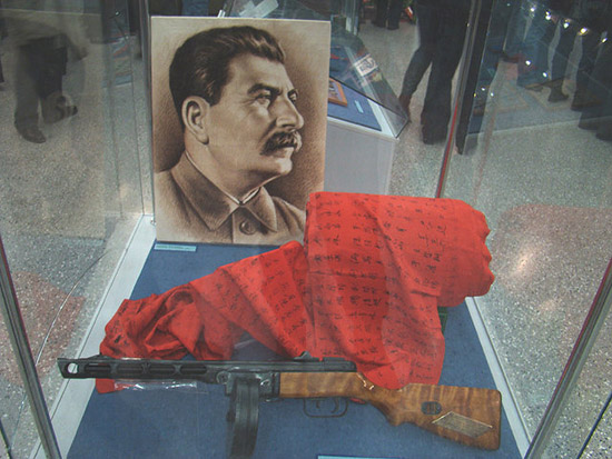 俄反軍事間諜行動展 曝光神秘特工組織[圖]