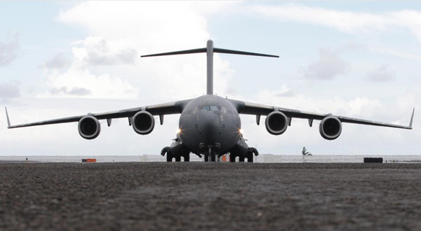 澳空軍首批超級大黃蜂戰(zhàn)機飛越太平洋回國