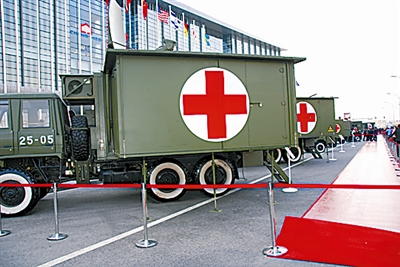 我軍新一代衛生裝備亮相國際展臺