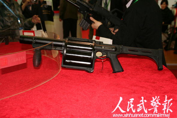 國際警用裝備博覽會：武警研發(fā)槍械受關(guān)注