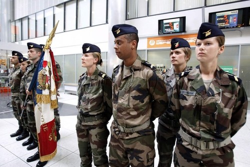 外國(guó)軍隊(duì)陸續(xù)抵達(dá)俄羅斯參加勝利日閱兵式