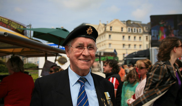 英國(guó)澤西島慶祝解放65周年