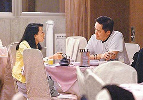 女星與富豪的那些“往事”