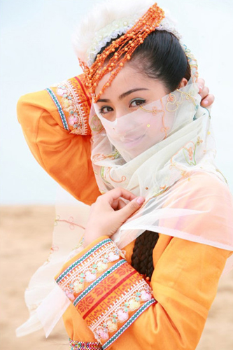 瓊瑤博客自曝新《還珠》最新劇照 香妃很驚艷