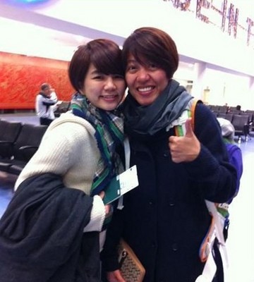 S.H.E徹底解散？ Ella赴美留學(xué)自爆機場照