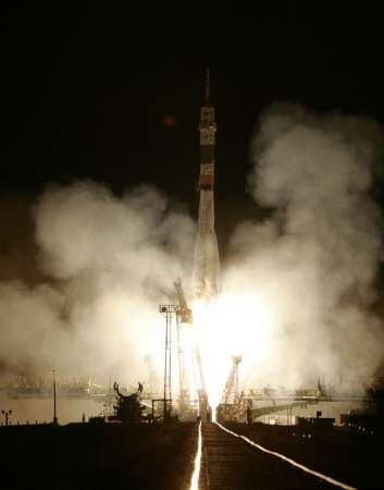 “Word之父”抵達空間站成為第5位太空游客