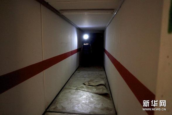 揭秘卡扎菲藏身處和逃生密道