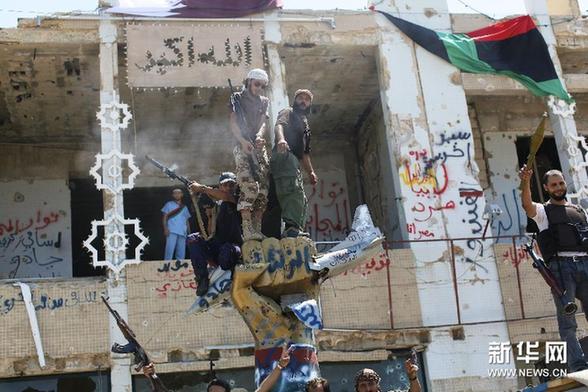 揭秘卡扎菲藏身處和逃生密道